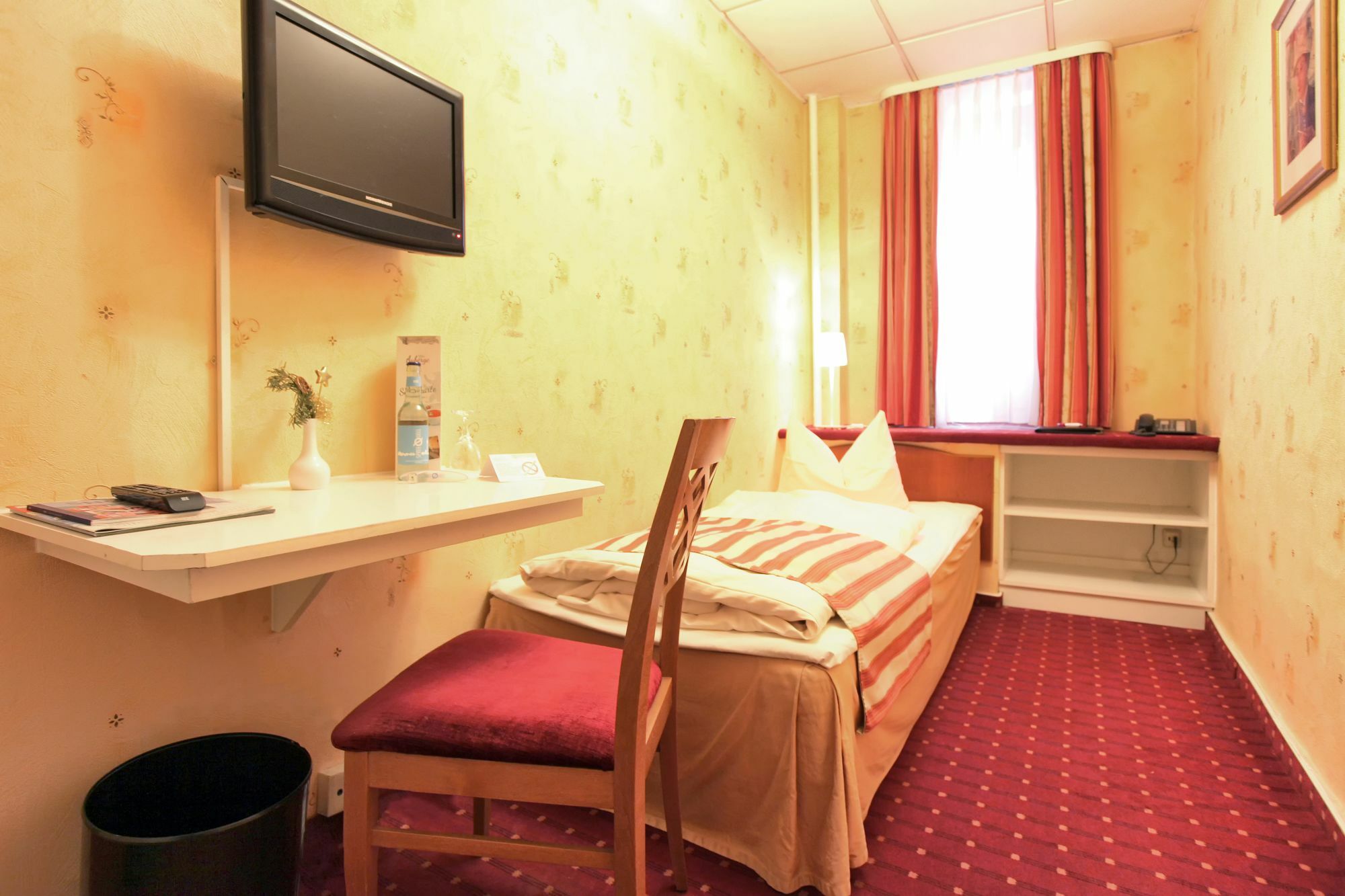 Safestay Kurfurstendamm 3* Berlino